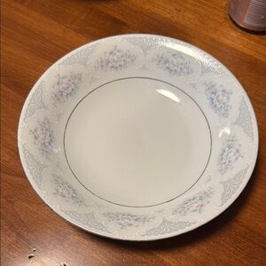 Elegant Silverie Floral Fine China Soup/Salad Bowl